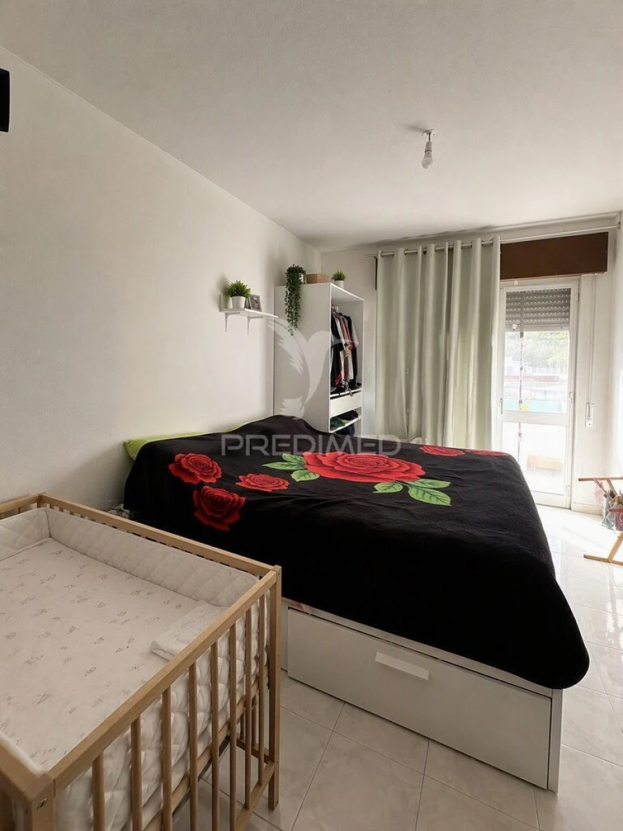 Apartamento T3 para Venda em Castanheira do Ribatejo e Cachoeiras Foto 5