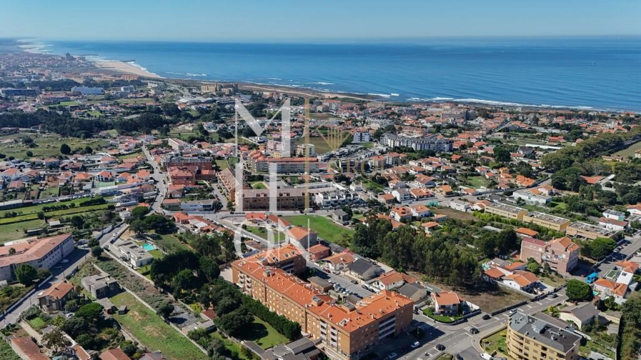 Apartamento T3 para Venda em São Felix da Marinha Foto 49