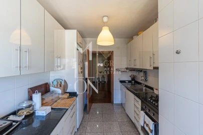 Apartamento T3 para Venda em São Felix da Marinha