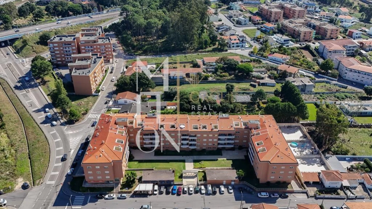 Apartamento T3 para Venda em São Felix da Marinha Foto 45