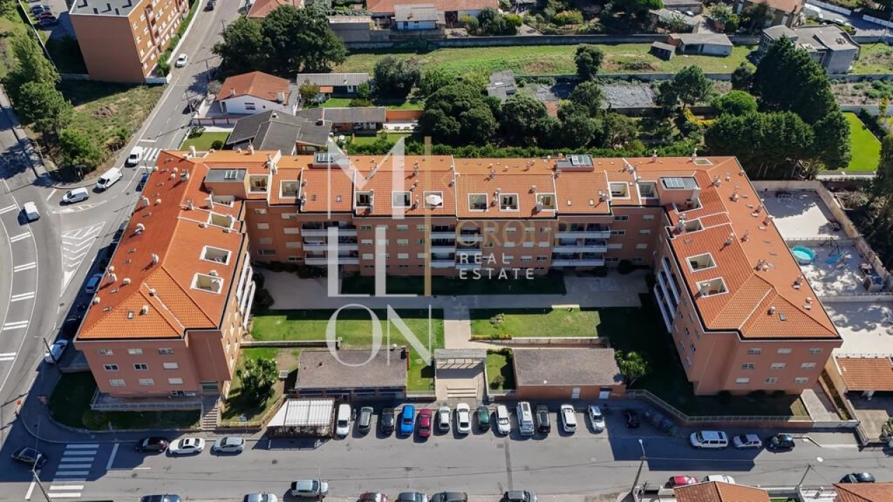 Apartamento T3 para Venda em São Felix da Marinha Foto 44