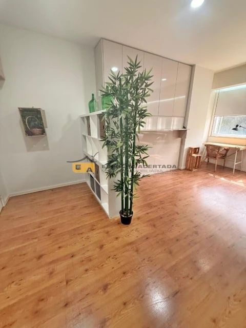 Apartamento para Venda em Ramalde