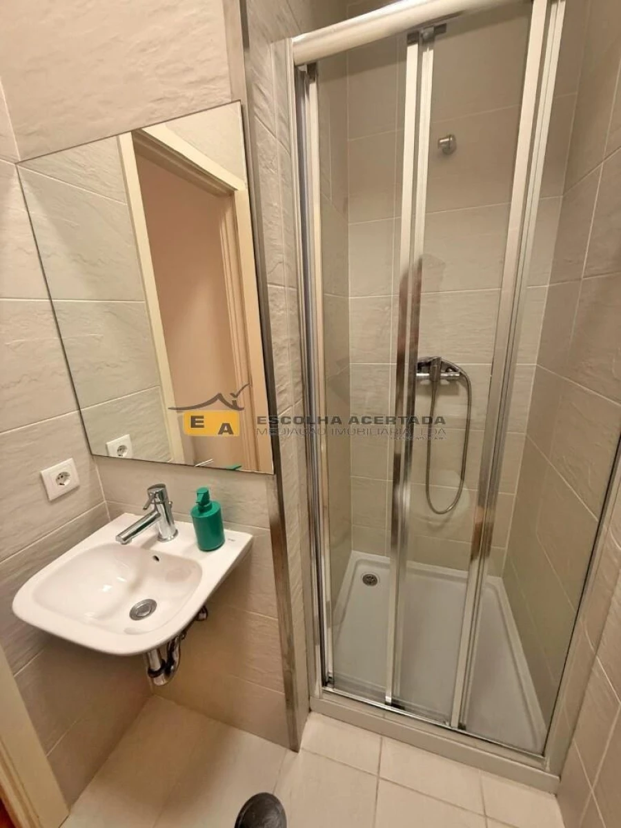 Apartamento para Venda em Ramalde Foto 8