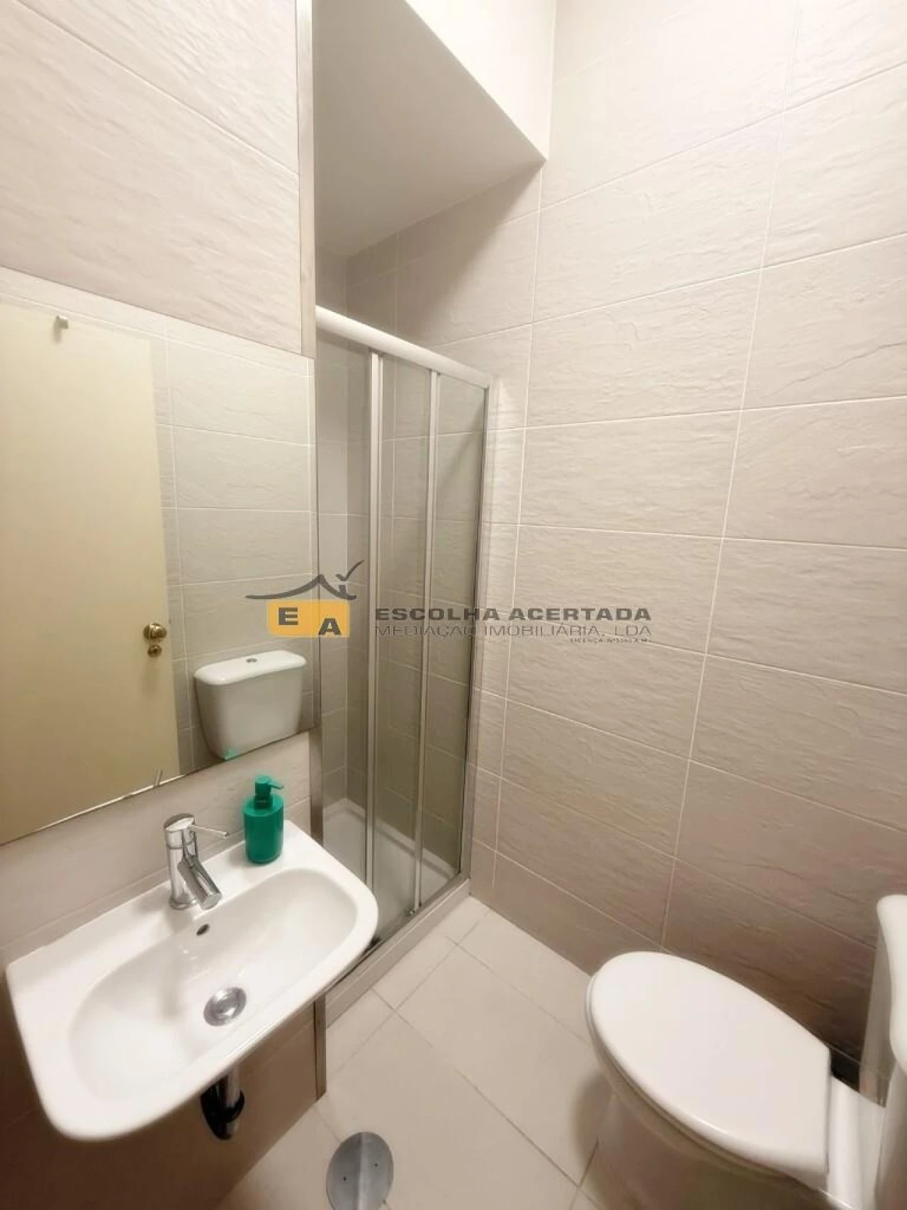 Apartamento para Venda em Ramalde Foto 7