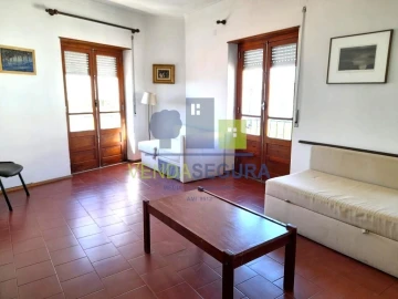 Apartamento T4 para Venda em Beja (Santiago Maior e São João Baptista)