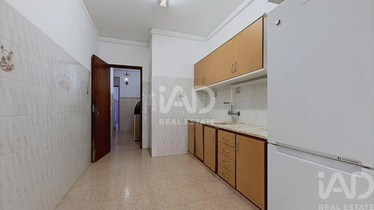 Apartamento T2 para Venda em Olhão Foto 1