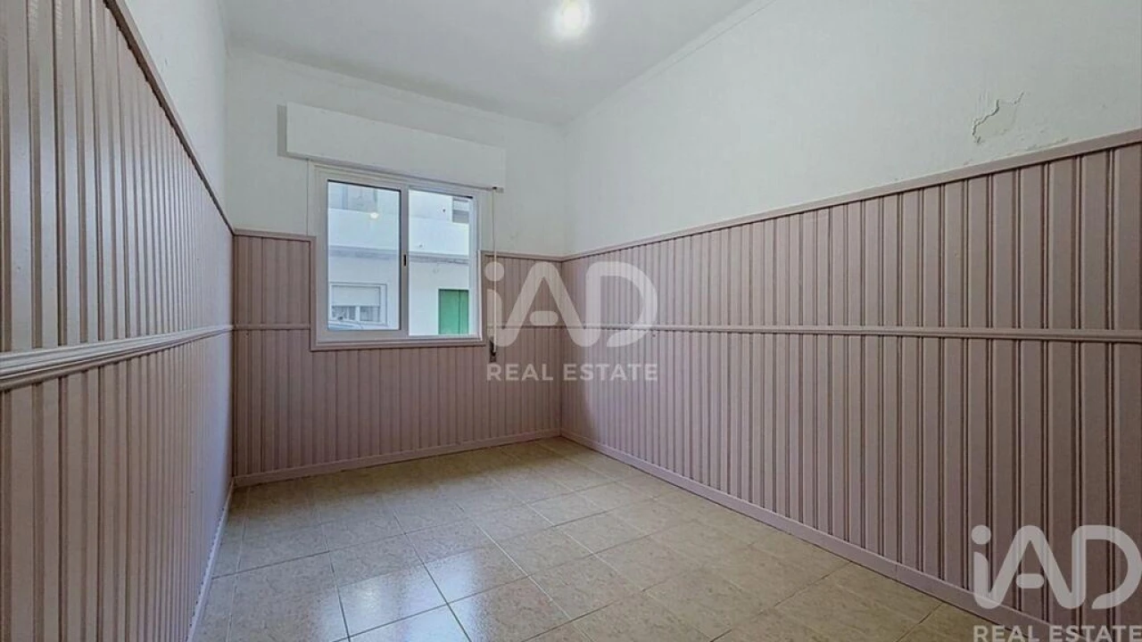 Apartamento T2 para Venda em Olhão Foto 11