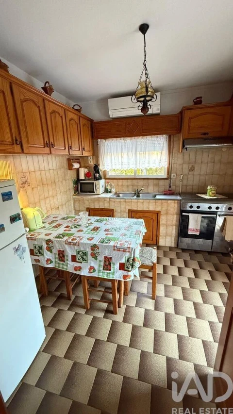 Moradia T4 para Venda em Livração