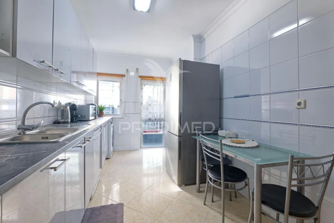 Apartamento T2 para Venda em Almada, Cova da Piedade, Pragal e Cacilhas Foto 8