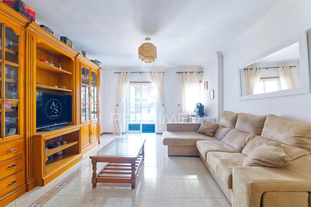 Apartamento T2 para Venda em Almada, Cova da Piedade, Pragal e Cacilhas Foto 3