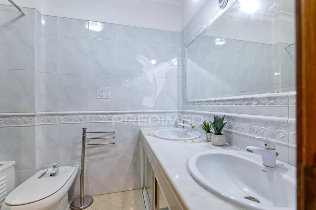 Apartamento T2 para Venda em Almada, Cova da Piedade, Pragal e Cacilhas Foto 17