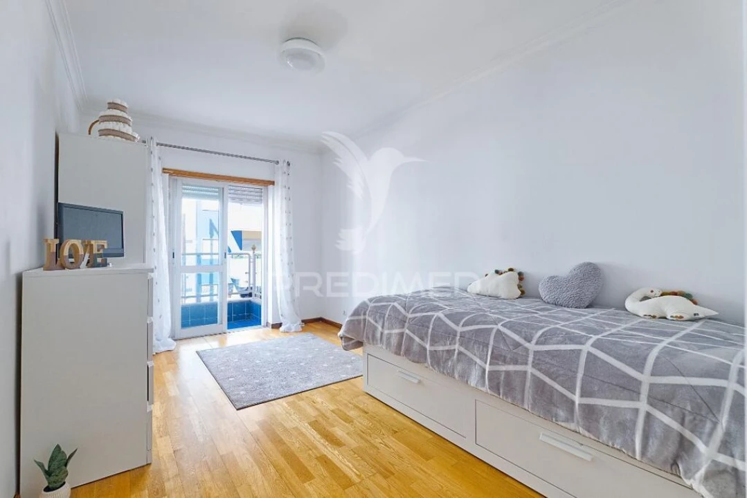Apartamento T2 para Venda em Almada, Cova da Piedade, Pragal e Cacilhas Foto 5