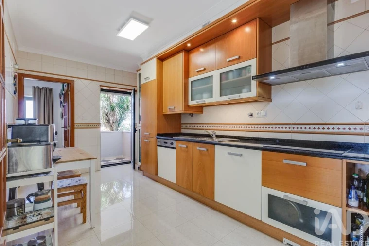 Apartamento T2 para Venda em Mafra Foto 5
