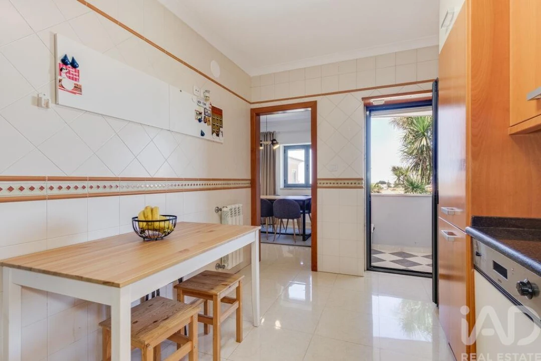 Apartamento T2 para Venda em Mafra Foto 7