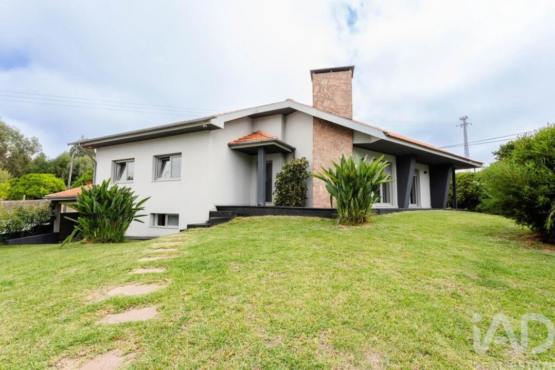 Moradia T3 para Venda em Serzedo e Perosinho Foto 3
