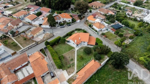 Moradia T3 para Venda em Serzedo e Perosinho