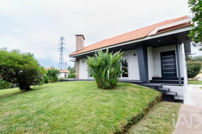 Moradia T3 para Venda em Serzedo e Perosinho