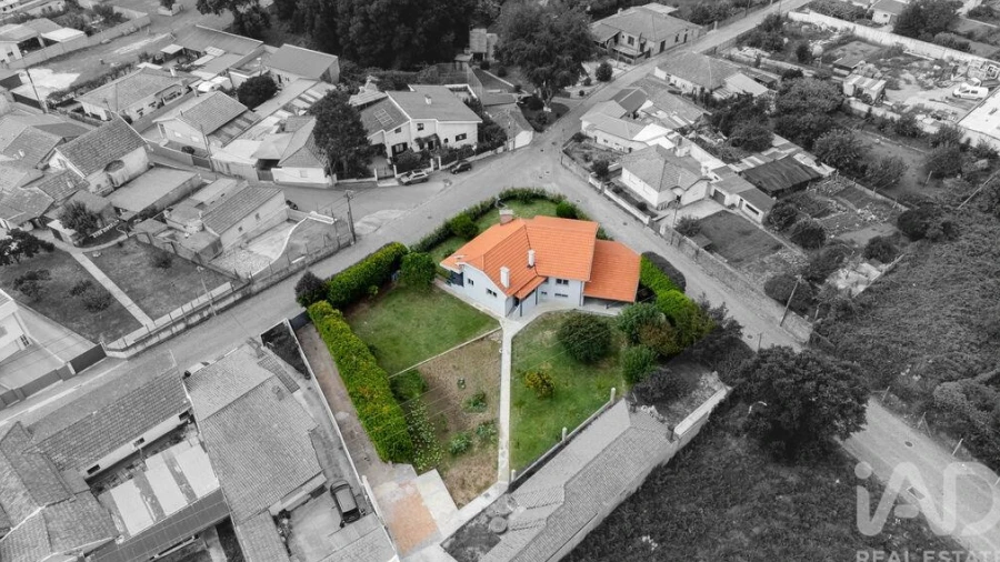 Moradia T3 para Venda em Serzedo e Perosinho