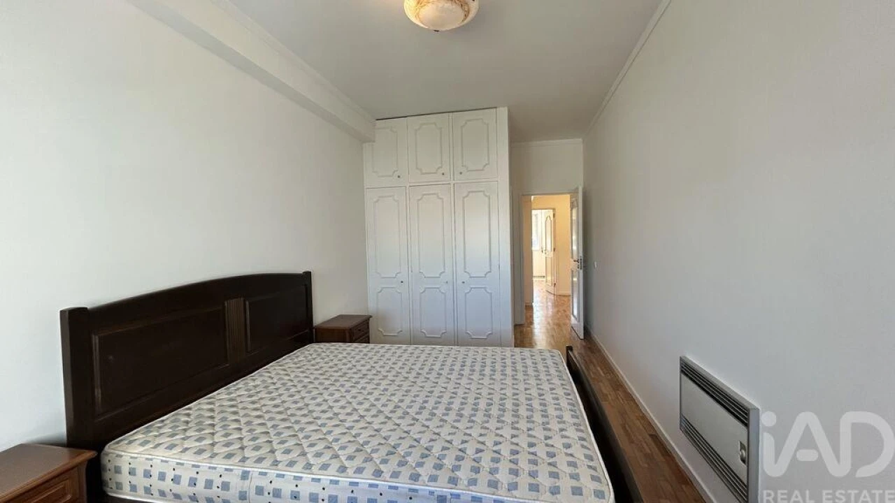 Apartamento T3 para Arrendamento em Santa Marinha e São Pedro da Afurada Foto 15