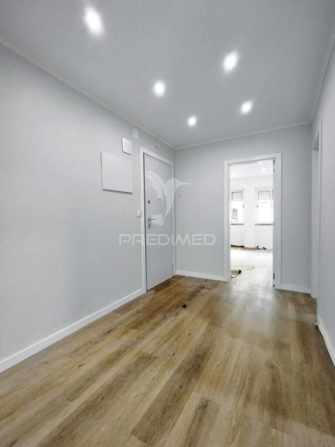 Apartamento T3 para Venda em Venteira