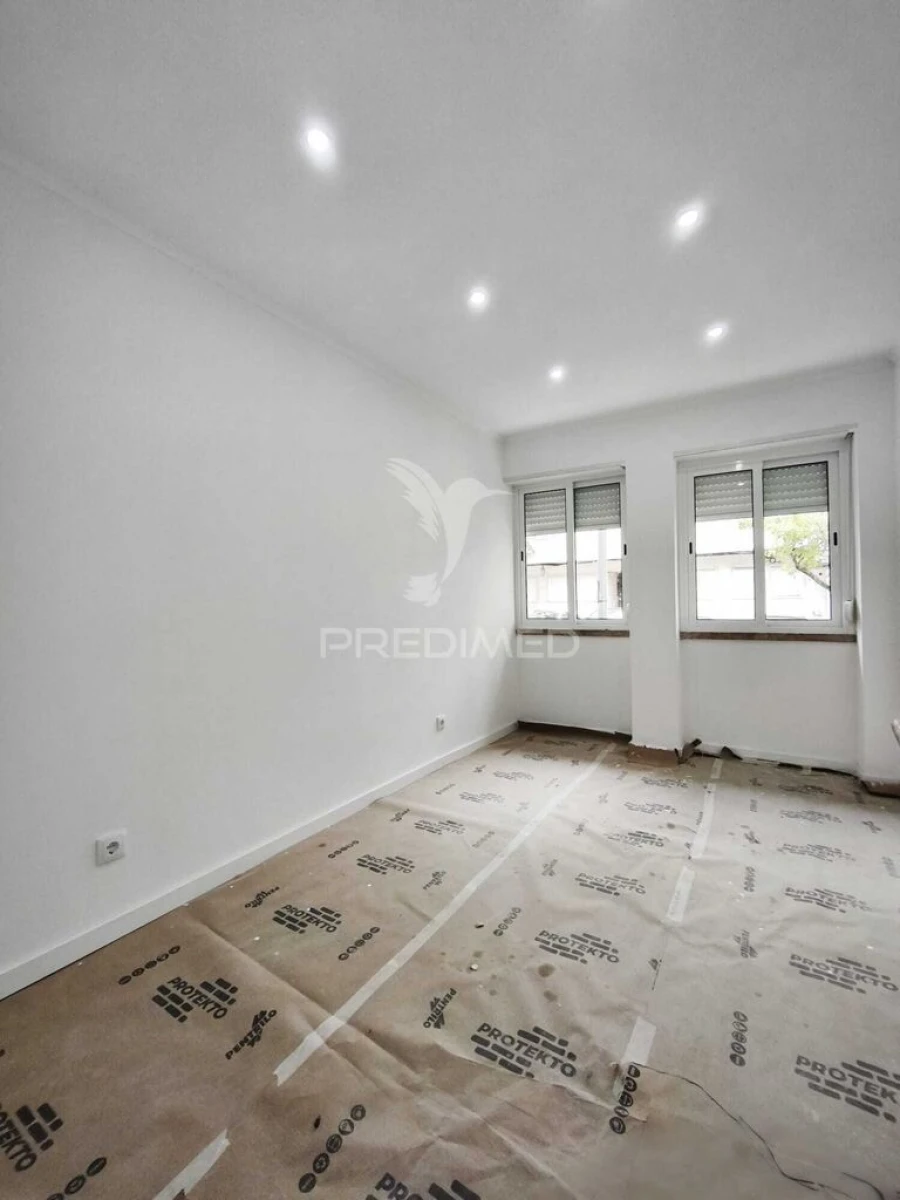 Apartamento T3 para Venda em Venteira Foto 14