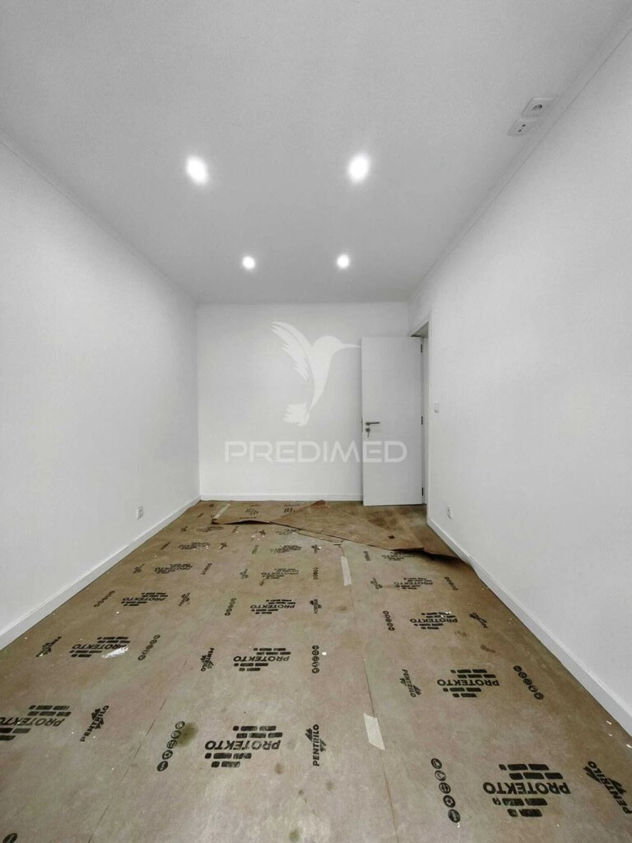 Apartamento T3 para Venda em Venteira Foto 10