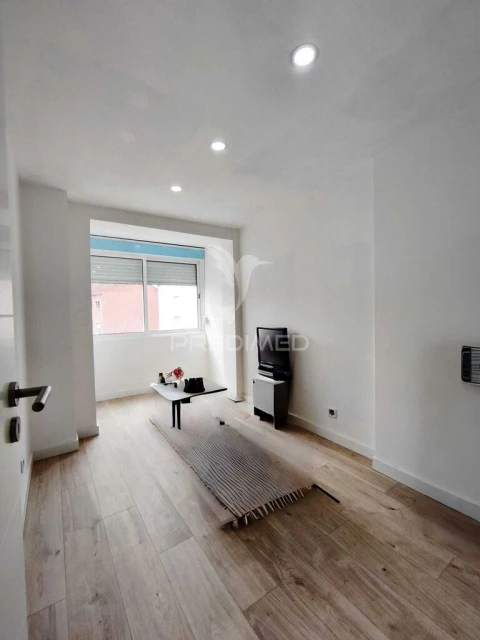 Apartamento T2 para Venda em Odivelas