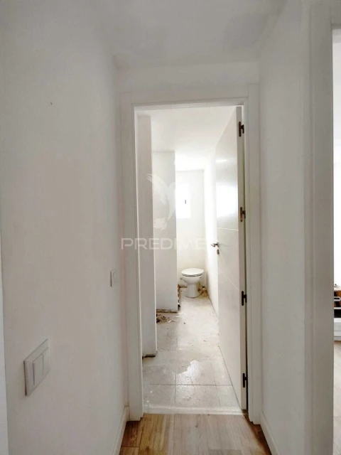 Apartamento T2 para Venda em Odivelas