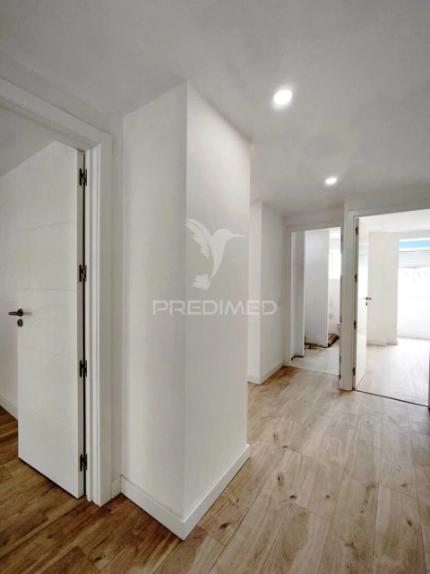 Apartamento T2 para Venda em Odivelas