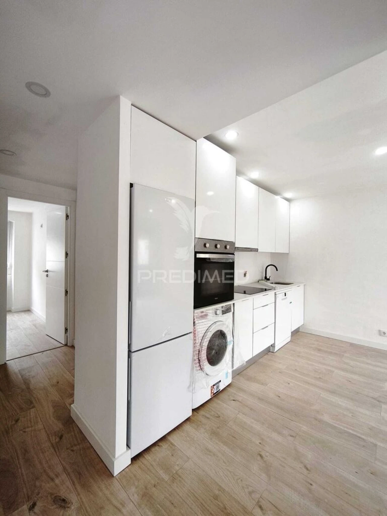 Apartamento T2 para Venda em Odivelas Foto 8