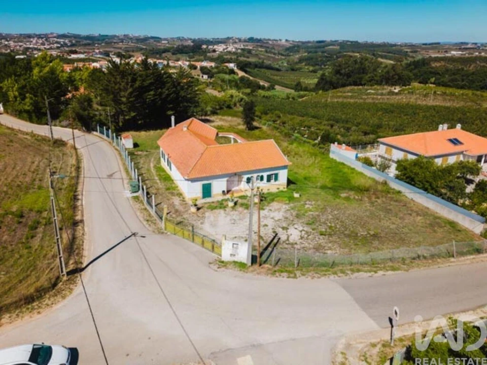 Moradia T4 para Venda em Vermelha Foto 1
