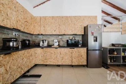 Moradia T4 para Venda em Vermelha