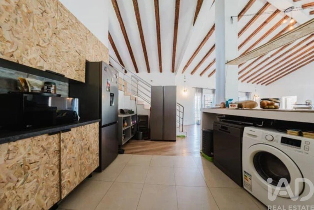 Moradia T4 para Venda em Vermelha Foto 16