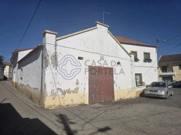 Armazém para Venda em Po