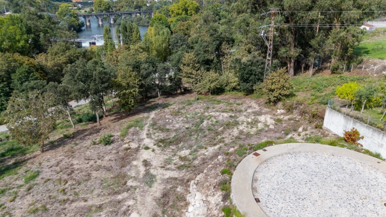 Terreno para Venda em Lago Foto 12