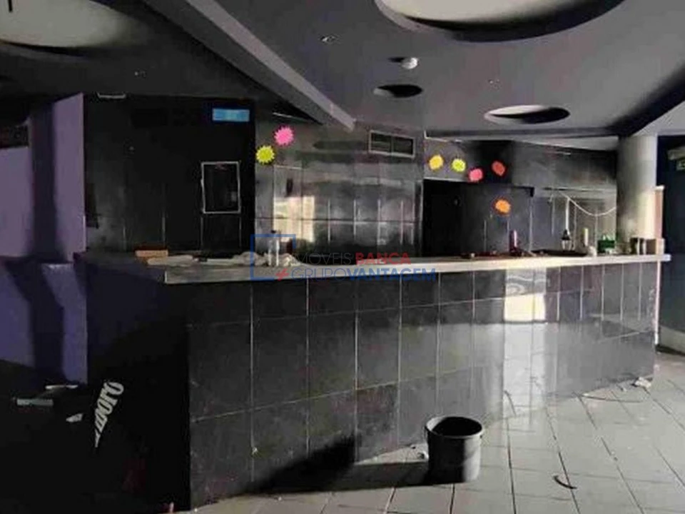 Prédio para Venda em Mora Foto 4