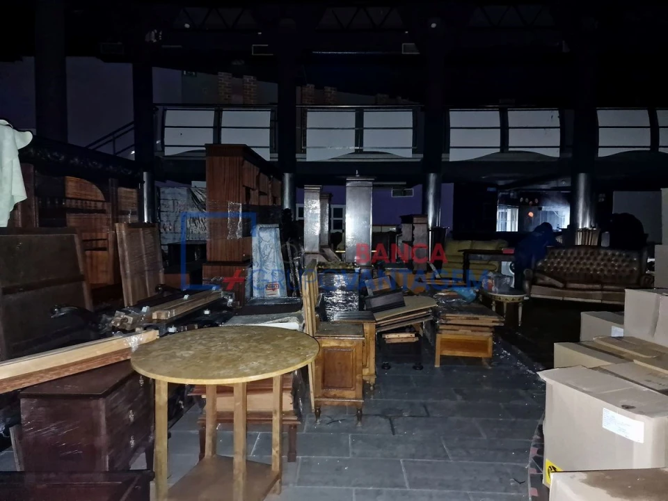 Prédio para Venda em Mora Foto 26