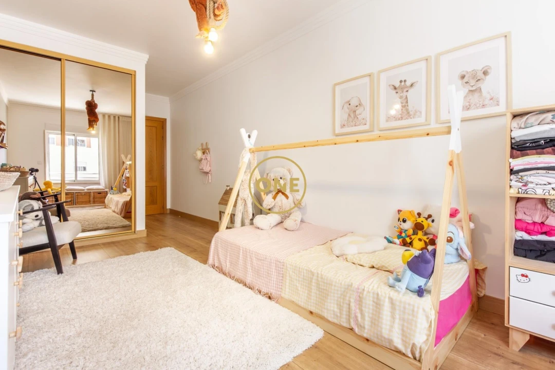 Apartamento T2 para Venda em Corroios Foto 16