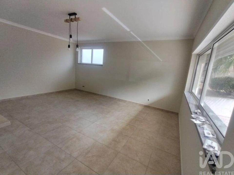 Apartamento T3 para Venda em São Brás de Alportel Foto 4