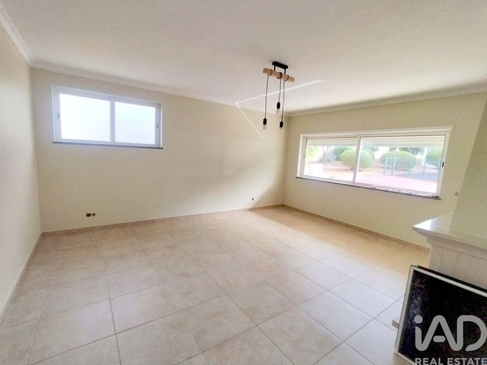 Apartamento T3 para Venda em São Brás de Alportel Foto 3