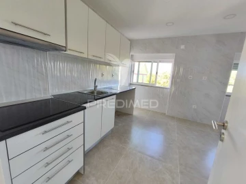 Apartamento T2 para Venda em Setubal (São Sebastião)