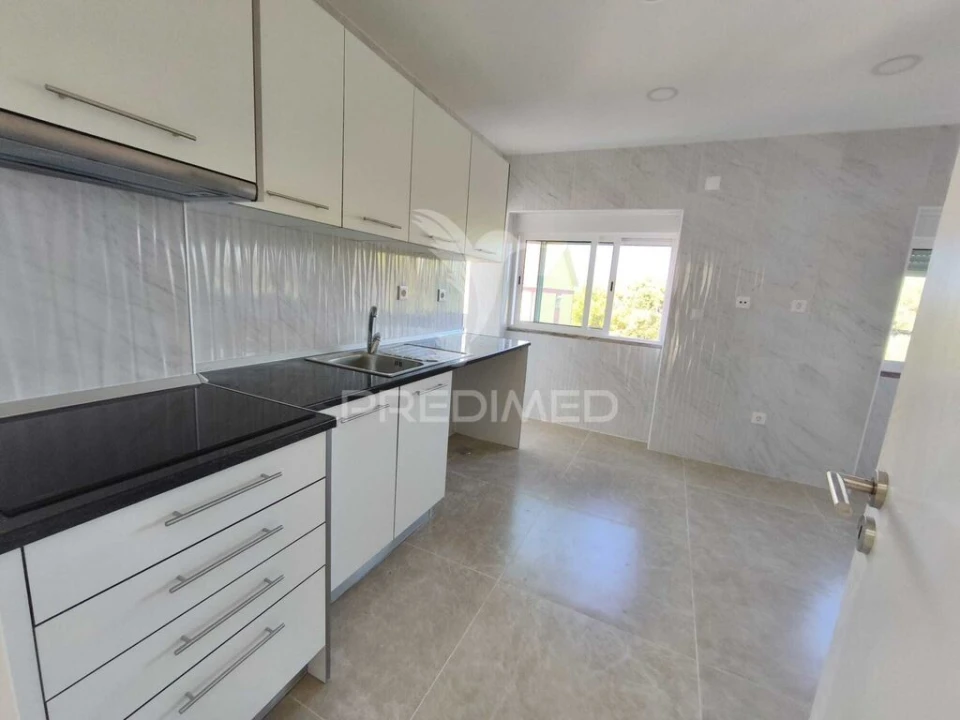Apartamento T2 para Venda em Setubal (São Sebastião) Foto 4