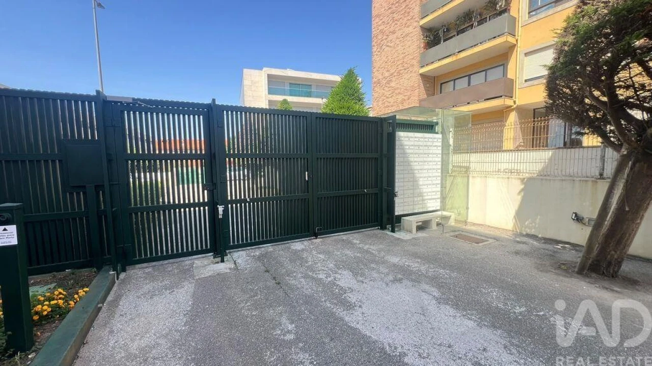 Apartamento T1 para Venda em São Felix da Marinha Foto 23