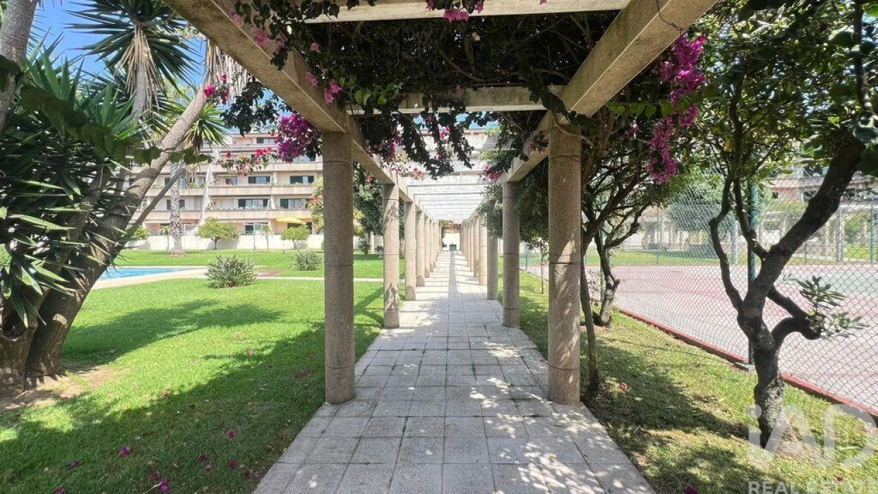 Apartamento T1 para Venda em São Felix da Marinha Foto 30