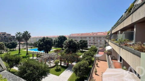 Apartamento T1 para Venda em São Felix da Marinha