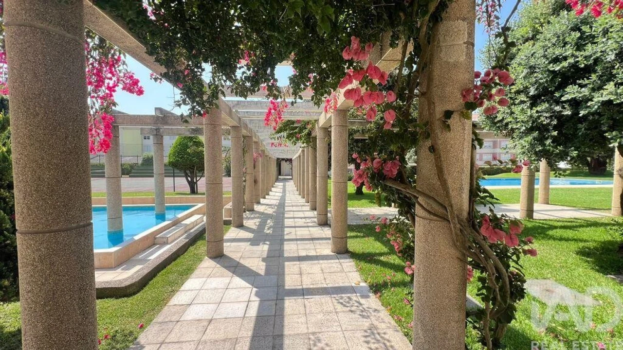 Apartamento T1 para Venda em São Felix da Marinha Foto 22