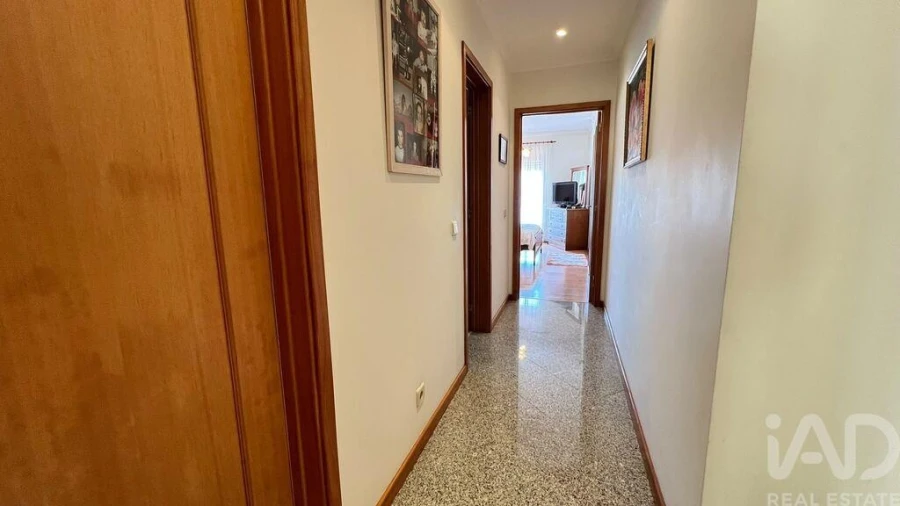 Apartamento T1 para Venda em São Felix da Marinha Foto 12