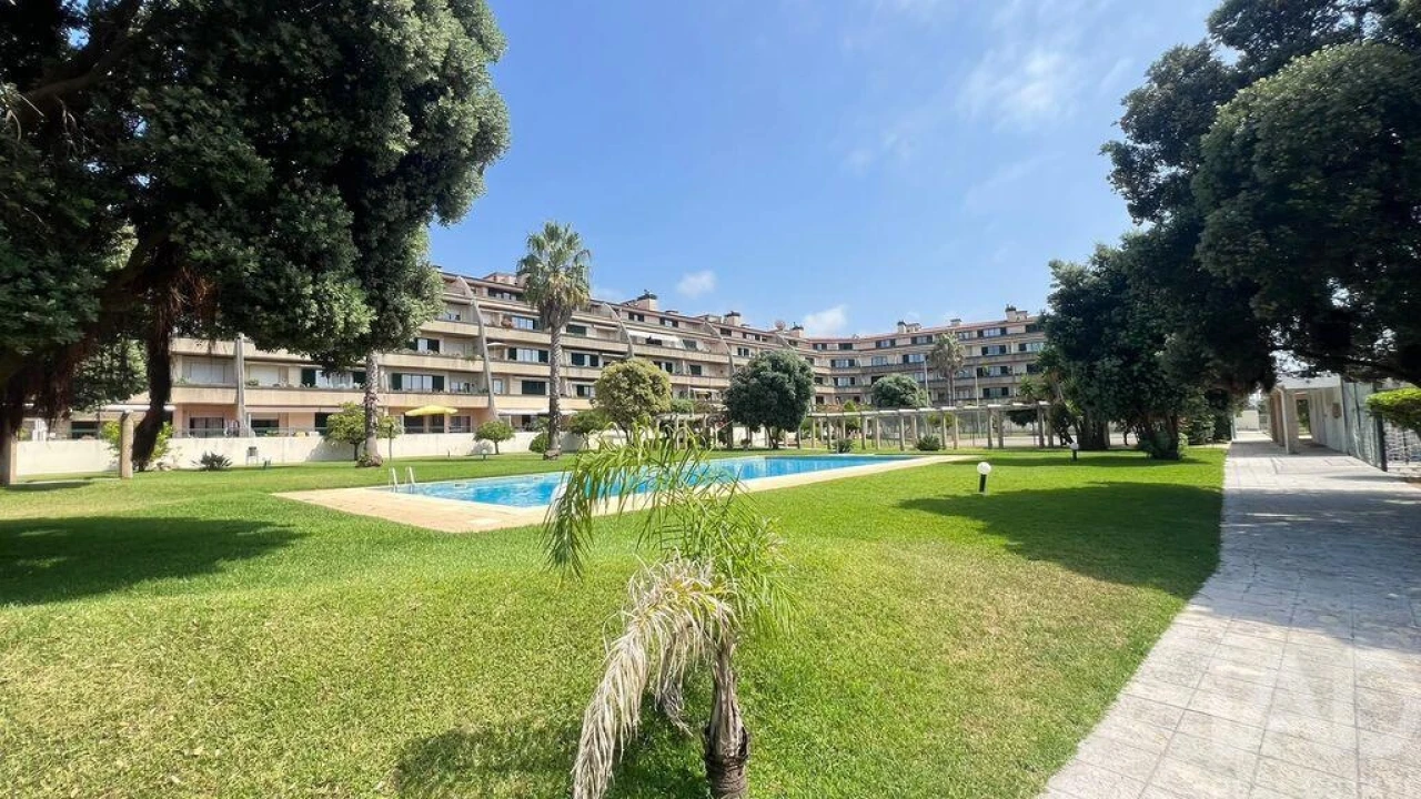 Apartamento T1 para Venda em São Felix da Marinha Foto 17