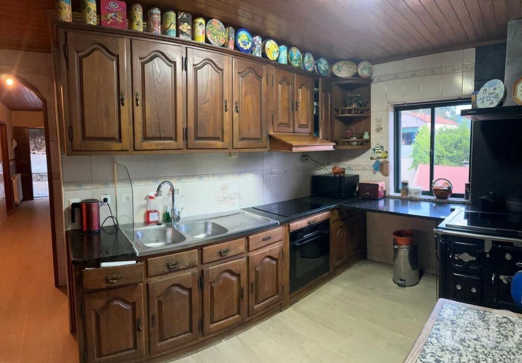 Quinta T4 para Venda em Valadares Foto 15