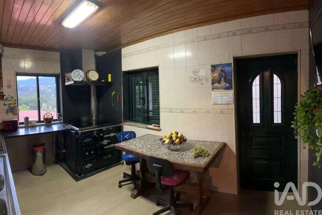 Quinta T4 para Venda em Valadares Foto 16
